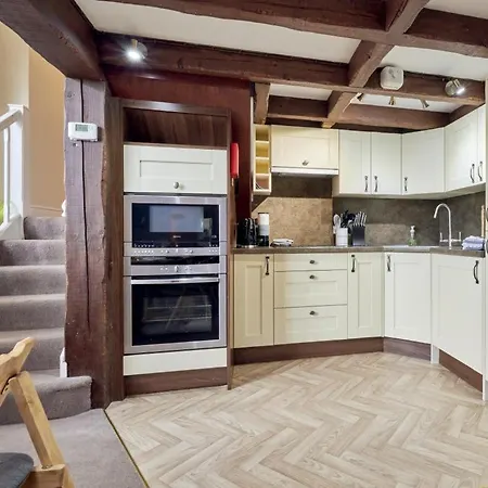 2 Bed In Sz588 Holiday home Buttermere